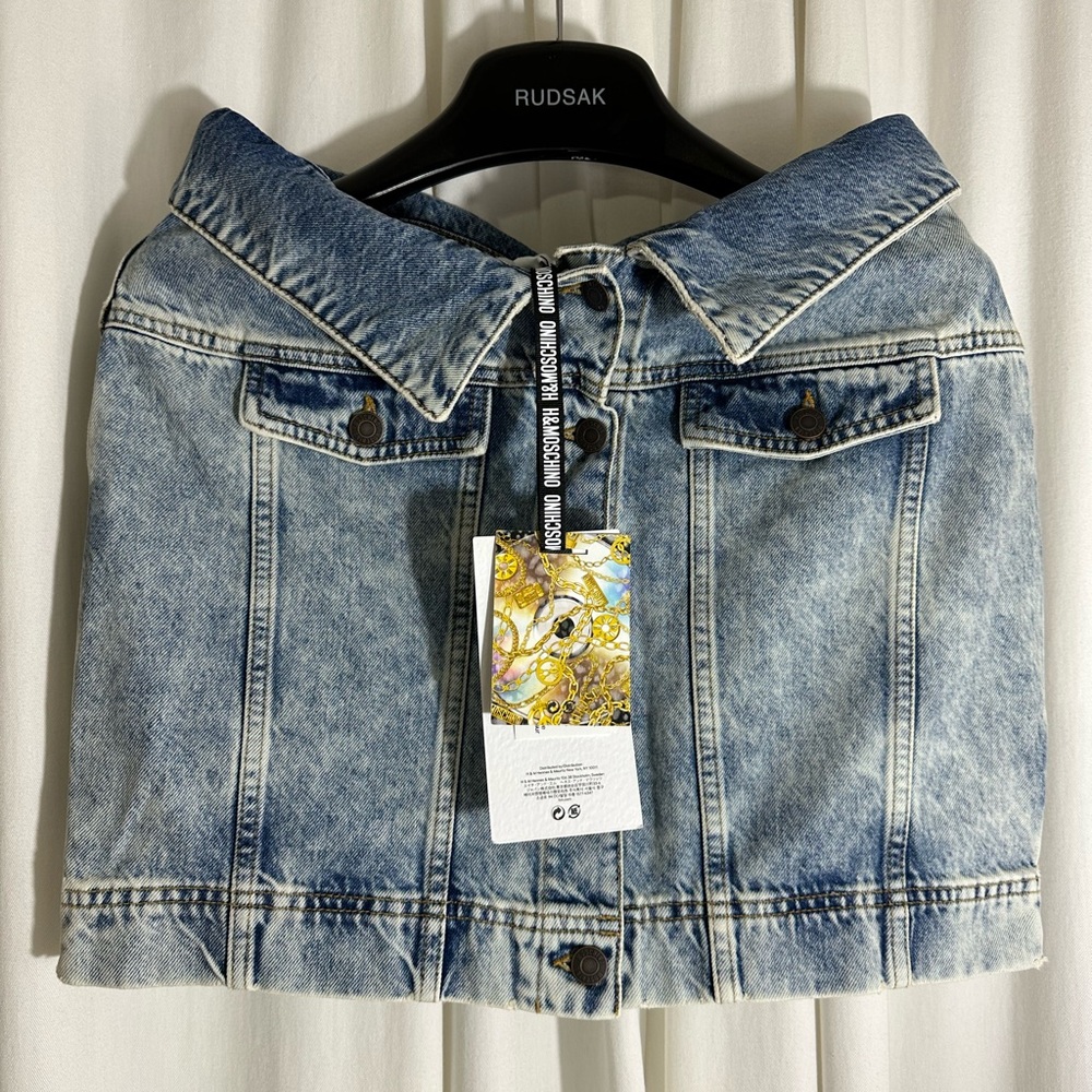 MOSCHINO Denim Skirt. NEW with tags!!! LIMITED EDITION!